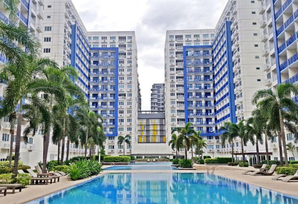 Smdc Moa Condotel Pasay Exterior photo
